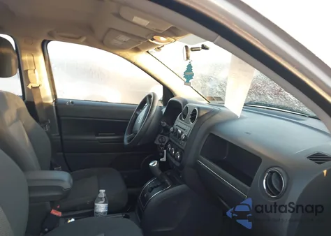 2010 Jeep Compass Sport z USA, uszkodzony, nr VIN 1J4NF4FB1AD595384